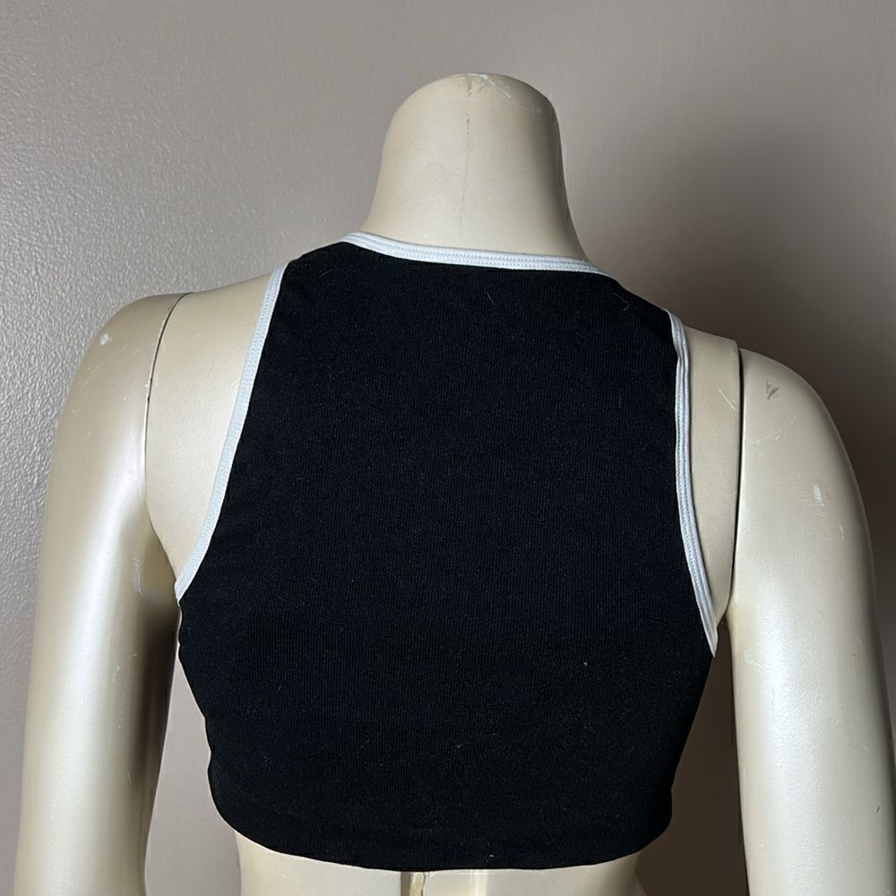NEW URBAN OUTFITTERS cut out black and white crop tank top large padded - Picture 5 of 5